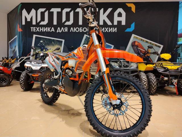 Regulmoto Crosstrec 300. 300. ., , ,   