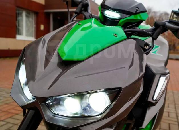 Kawasaki Z 1000. ,  ,  .     