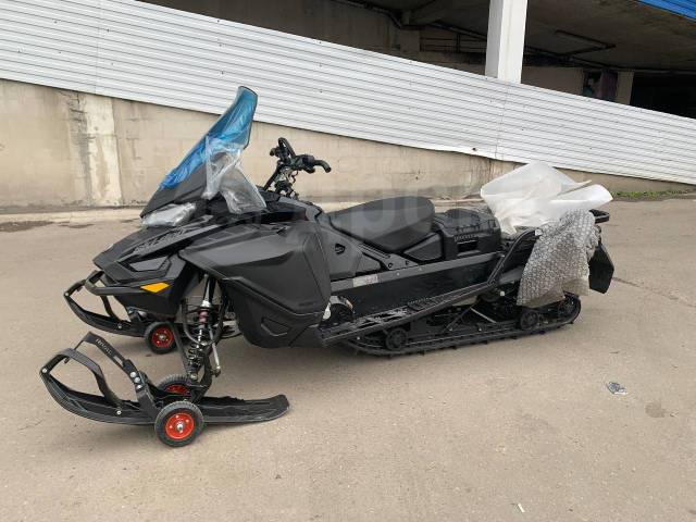 BRP Ski-Doo Expedition SE. ,  ,   