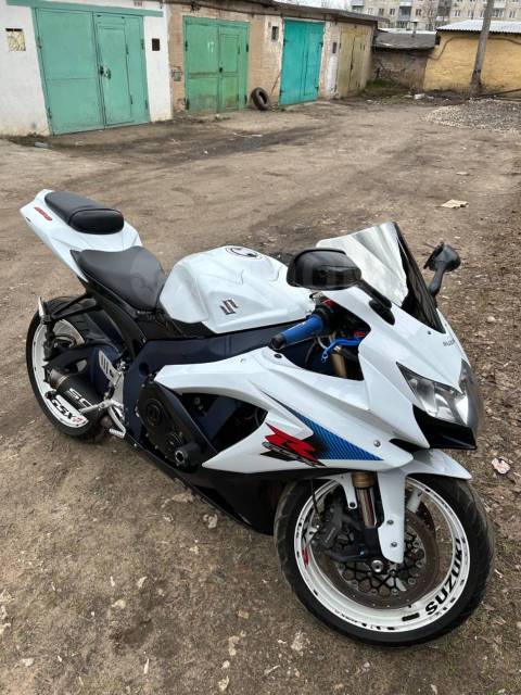 Suzuki GSX-R 600. 600. ., , ,   