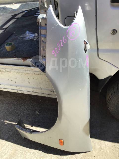    Nissan Cefiro 2001 631012Y030 A33 VQ20DE