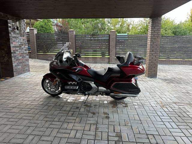 Honda GL 1800 Gold Wing. 1 833. ., , ,   