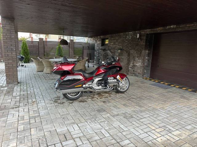 Honda GL 1800 Gold Wing. 1 833. ., , ,   