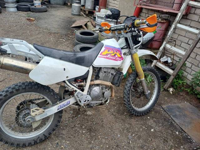 Suzuki DR 250S. 250. ., , ,   