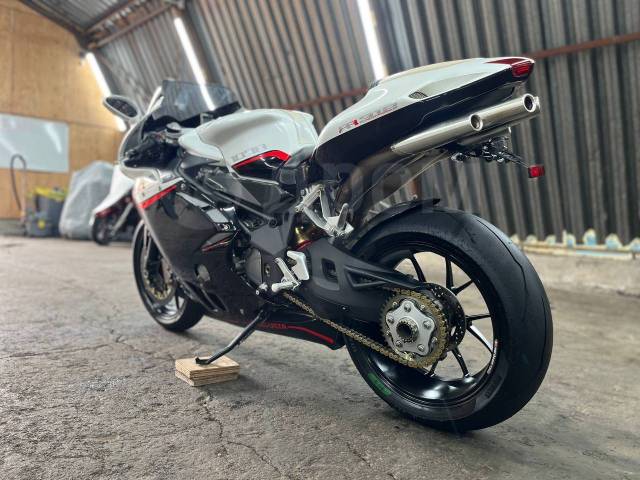 MV Agusta. 1 078. ., , ,   