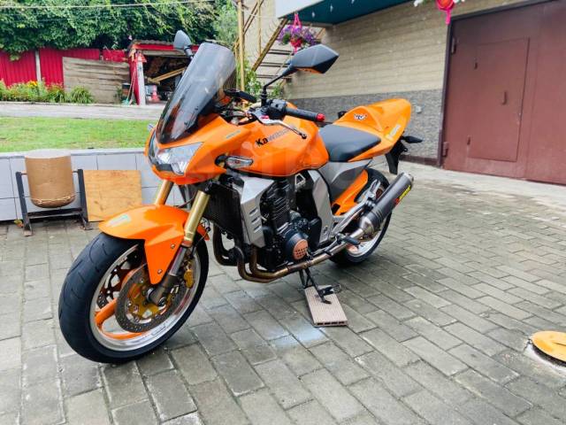 Kawasaki Z 1000. 1 000. ., , ,   