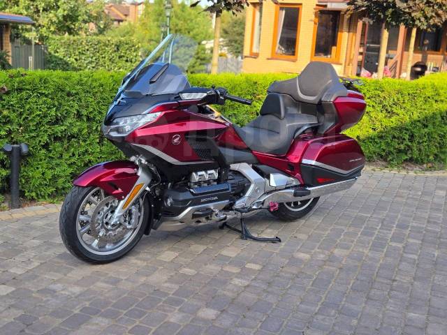 Honda GL 1800 Gold Wing Tour DCT. 1 823. ., , ,   