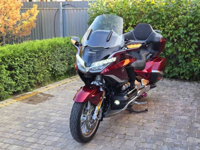 Honda GL 1800 Gold Wing Tour DCT. 1 823. ., , ,   