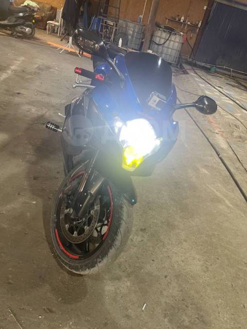 Suzuki GSX-R 750. 750. ., , ,   