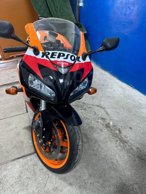 Honda CBR 1000RR Fireblade. 1 000. ., , ,   