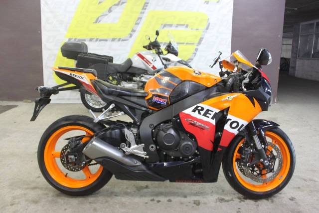 Honda CBR 1000RR Fireblade. 1 000. ., , ,   