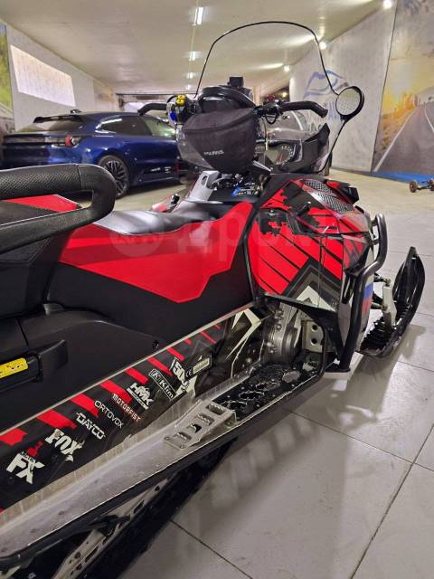 BRP Ski-Doo Expedition. ,  ,   