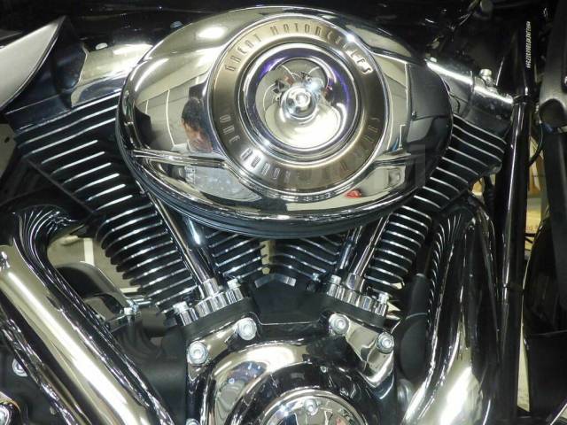 Harley-Davidson Electra Glide. 1 690. ., , ,   