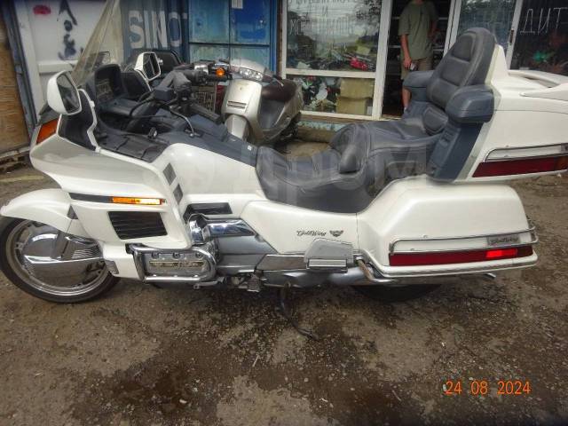 Honda Gold Wing. 1 500. ., ,  ,   