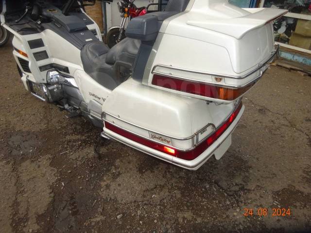 Honda Gold Wing. 1 500. ., ,  ,   