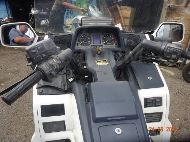 Honda Gold Wing. 1 500. ., ,  ,   