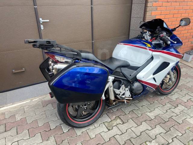 Honda VFR 800A. 800. ., , ,   