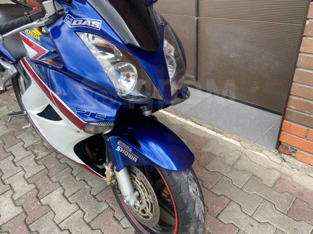 Honda VFR 800A. 800. ., , ,   