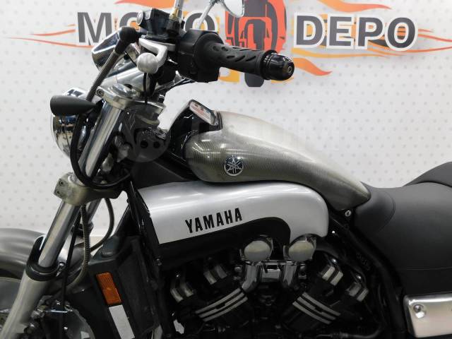 Yamaha V-Max 1200