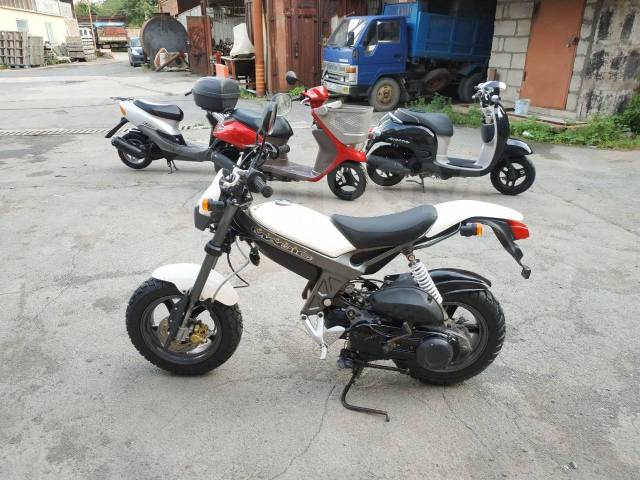 Suzuki Street Magic. 49. ., ,  ,   