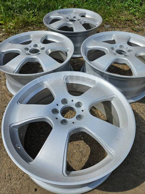   Weds R17 5x100 8.5