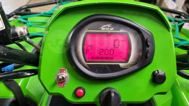 Arctic Cat TRV 700. ,  \ 