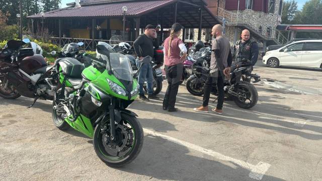 Kawasaki Ninja 400. 400. ., , ,   