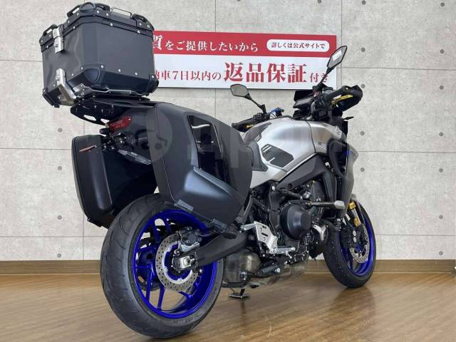 Yamaha MT-09 Tracer. 889. ., , ,  .     