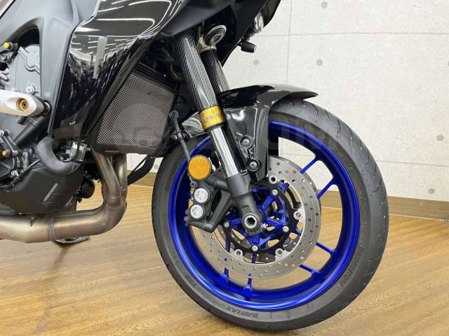 Yamaha MT-09 Tracer. 889. ., , ,  .     