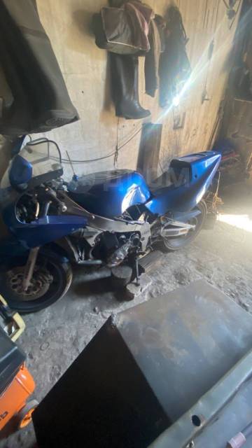 Suzuki GSX. , ,   