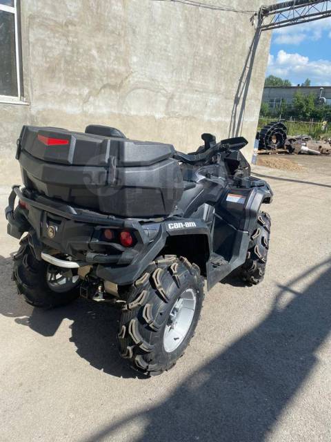 BRP Can-Am Outlander Max 1000R XT. ,  \,   