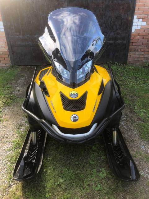 BRP Ski-Doo Skandic WT. ,  ,   