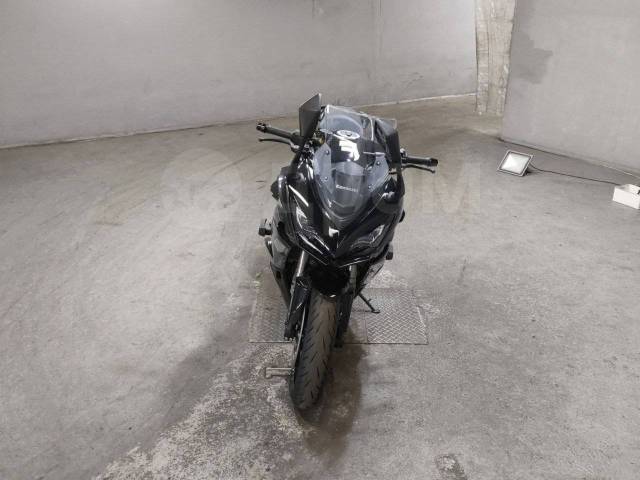 Kawasaki Ninja 1000. 1 047. ., , ,   