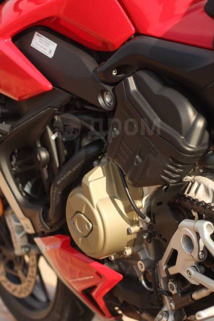 Ducati Streetfighter V4. 1 103. ., , ,   