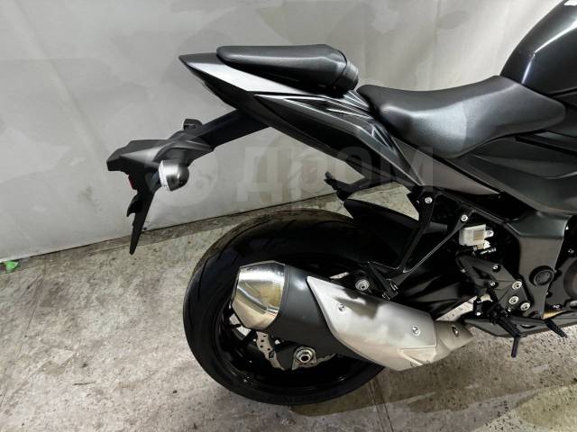 Suzuki GSX S750