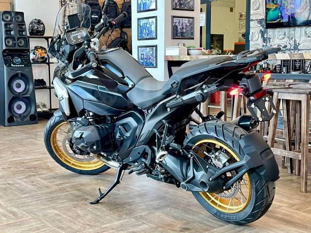 BMW R 1300 GS. 1 300. ., ,  