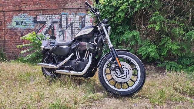 Harley-Davidson Sportster 883 Roadster XL883R. 883. ., , ,   