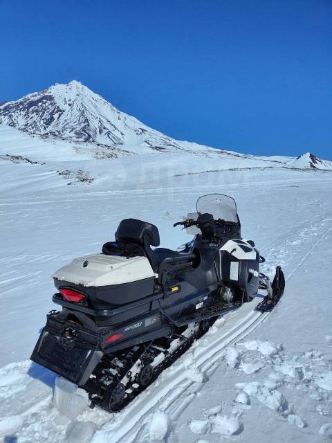 BRP Ski-Doo Expedition SE. ,  ,   