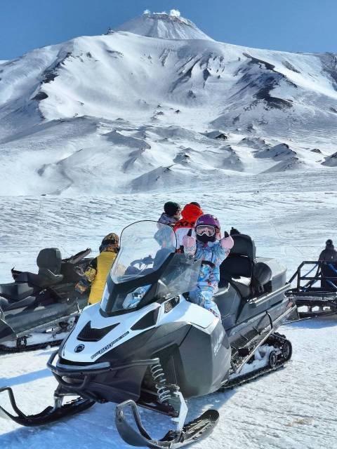 BRP Ski-Doo Expedition SE. ,  ,   