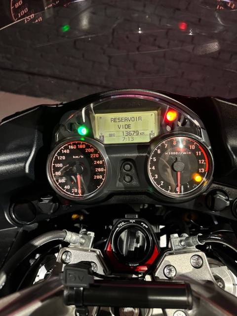 Kawasaki 1400 GTR. 1 400. ., , ,   