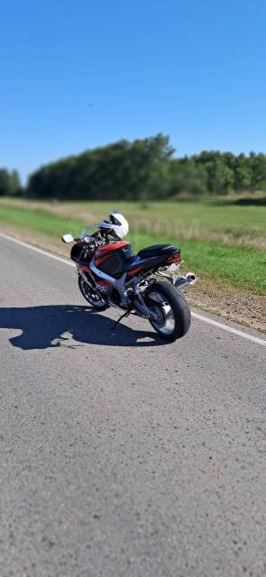 Suzuki GSX-R 1000. 1 000. ., , ,   