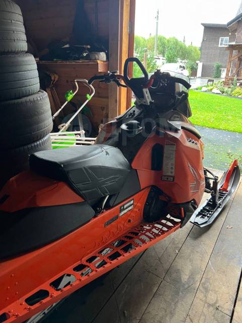 BRP Ski-Doo Summit X. ,  ,   