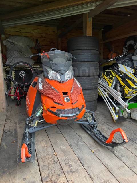 BRP Ski-Doo Summit X. ,  ,   