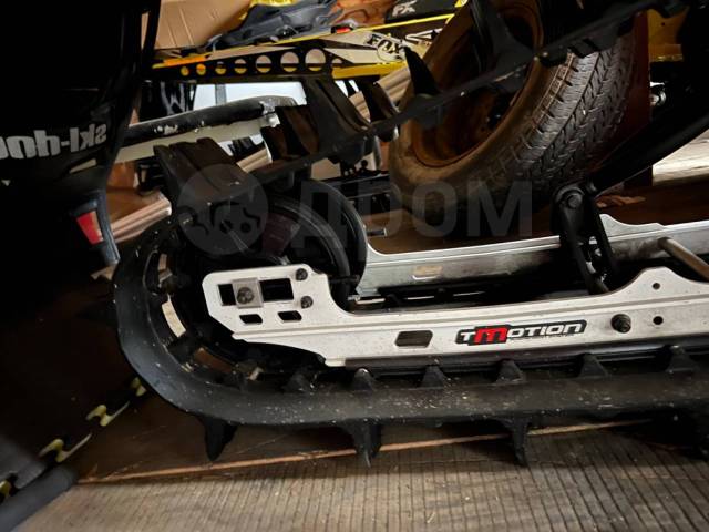 BRP Ski-Doo Summit X. ,  ,   