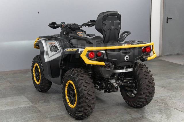 BRP Can-Am Outlander Max 1000R XT-P. ,  \,   