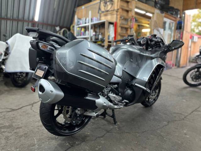 Kawasaki 1400 GTR. 1 400. ., , ,   