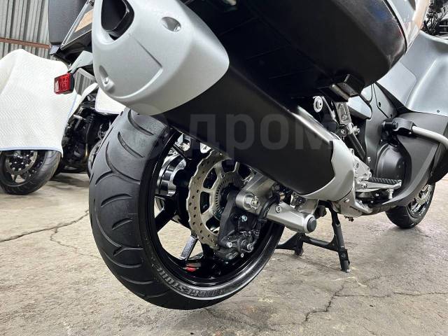 Kawasaki 1400 GTR. 1 400. ., , ,   