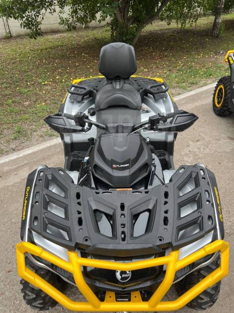 BRP Can-Am Outlander Max 1000R XT-P. ,  \,   