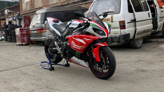 Yamaha YZF-R1. 1 000. ., , ,   