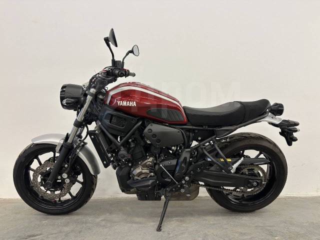 Yamaha XSR700. 700. ., , ,   